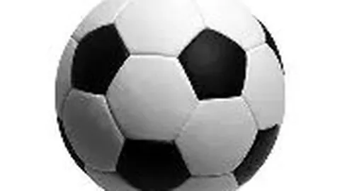 梅婷带娃素颜迪士尼游玩，四口之家排队不张扬